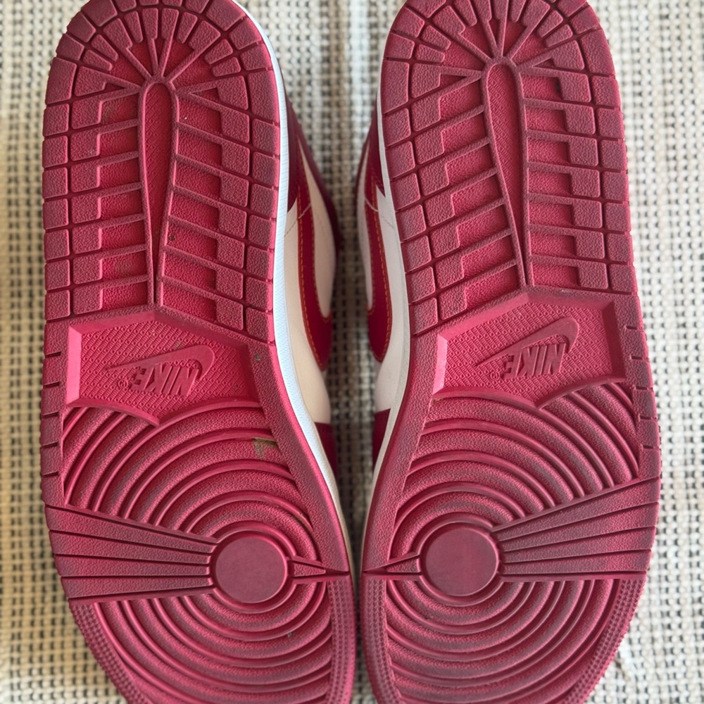 Air Jordan 1 Low “Cardinal Red” Men’s Size 14 - Picture 5 of 5